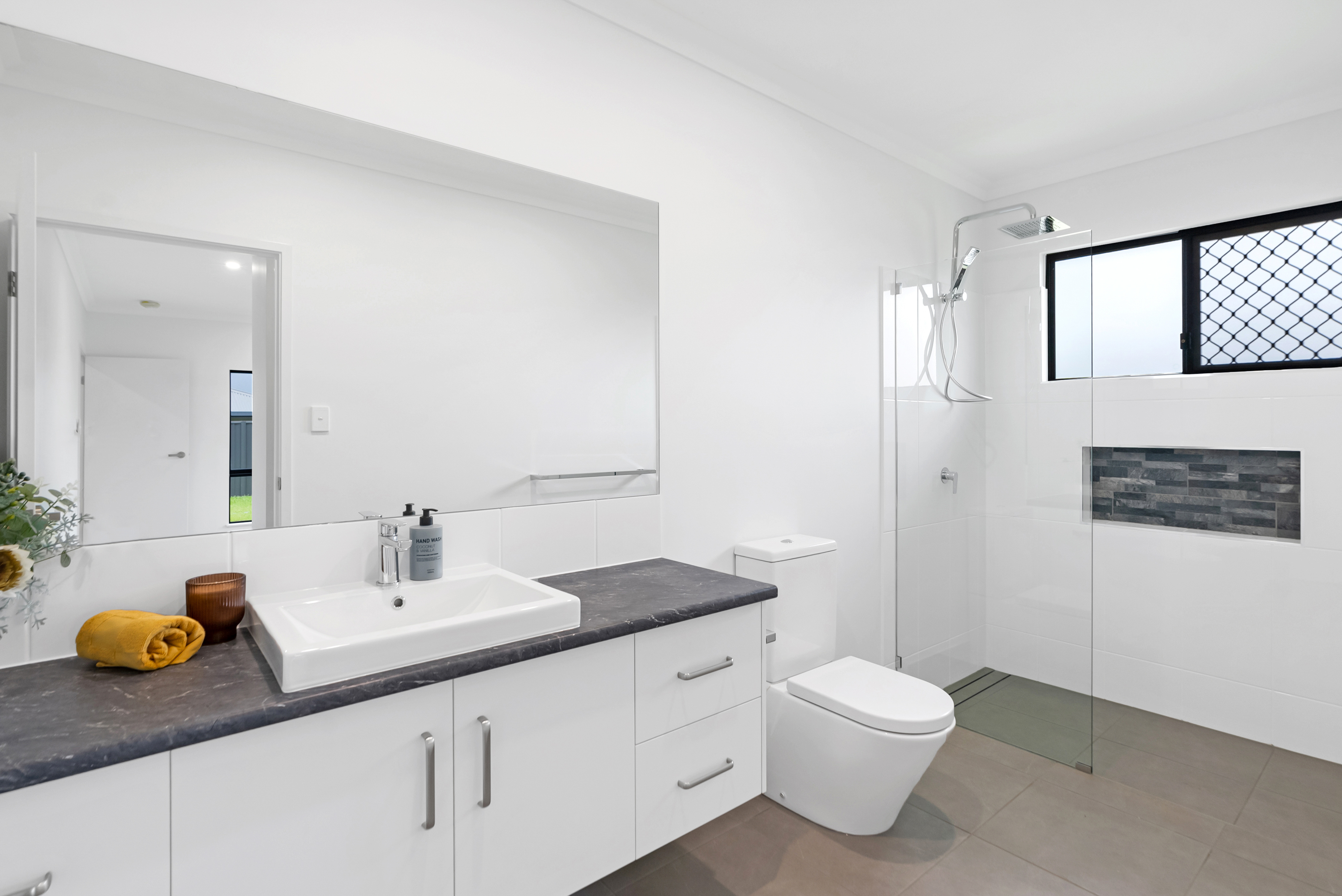 8 Rosario Close, Gordonvale - Thumbnail 6