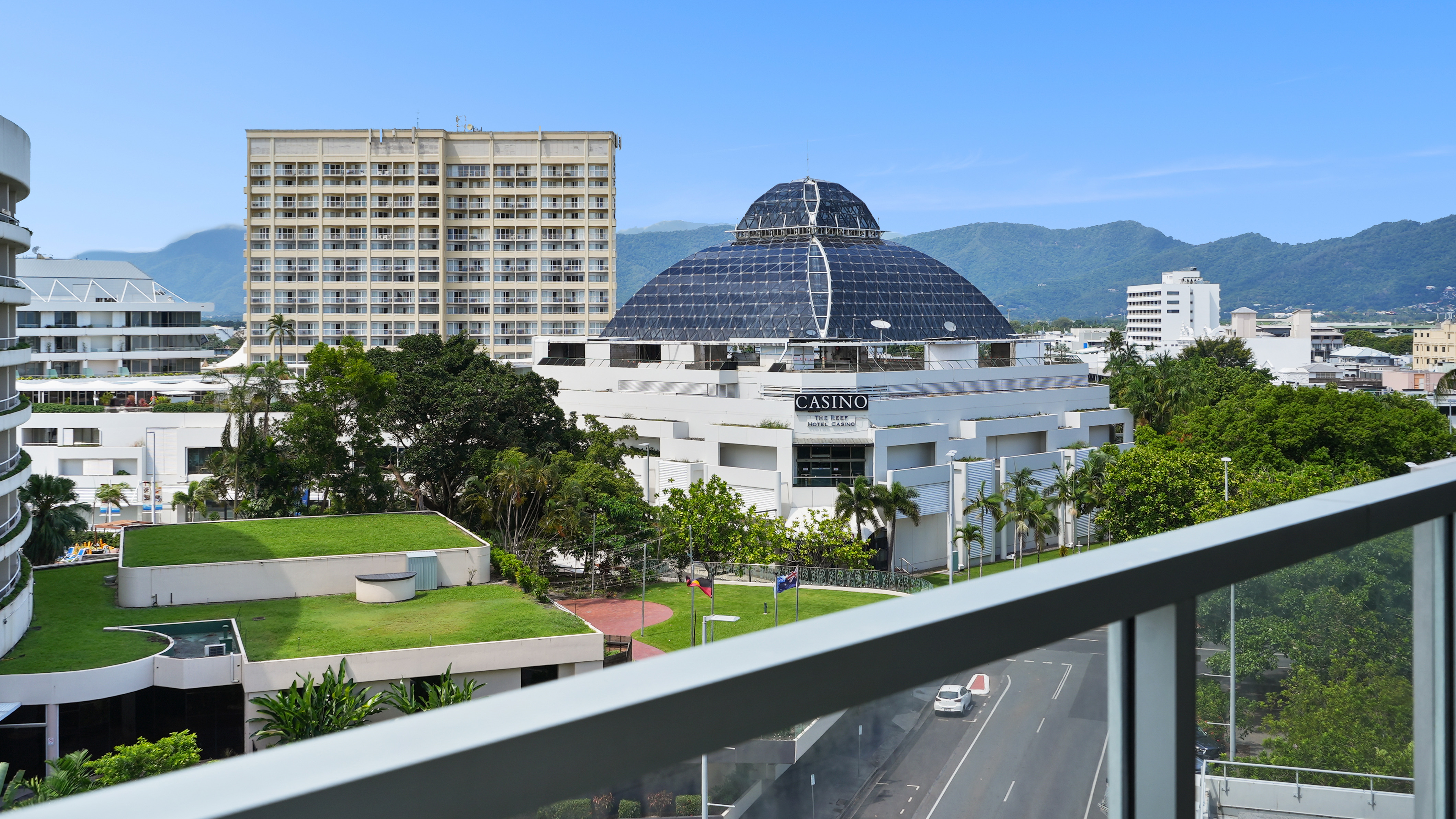704/1 Marlin Pde, Cairns City - Thumbnail 4