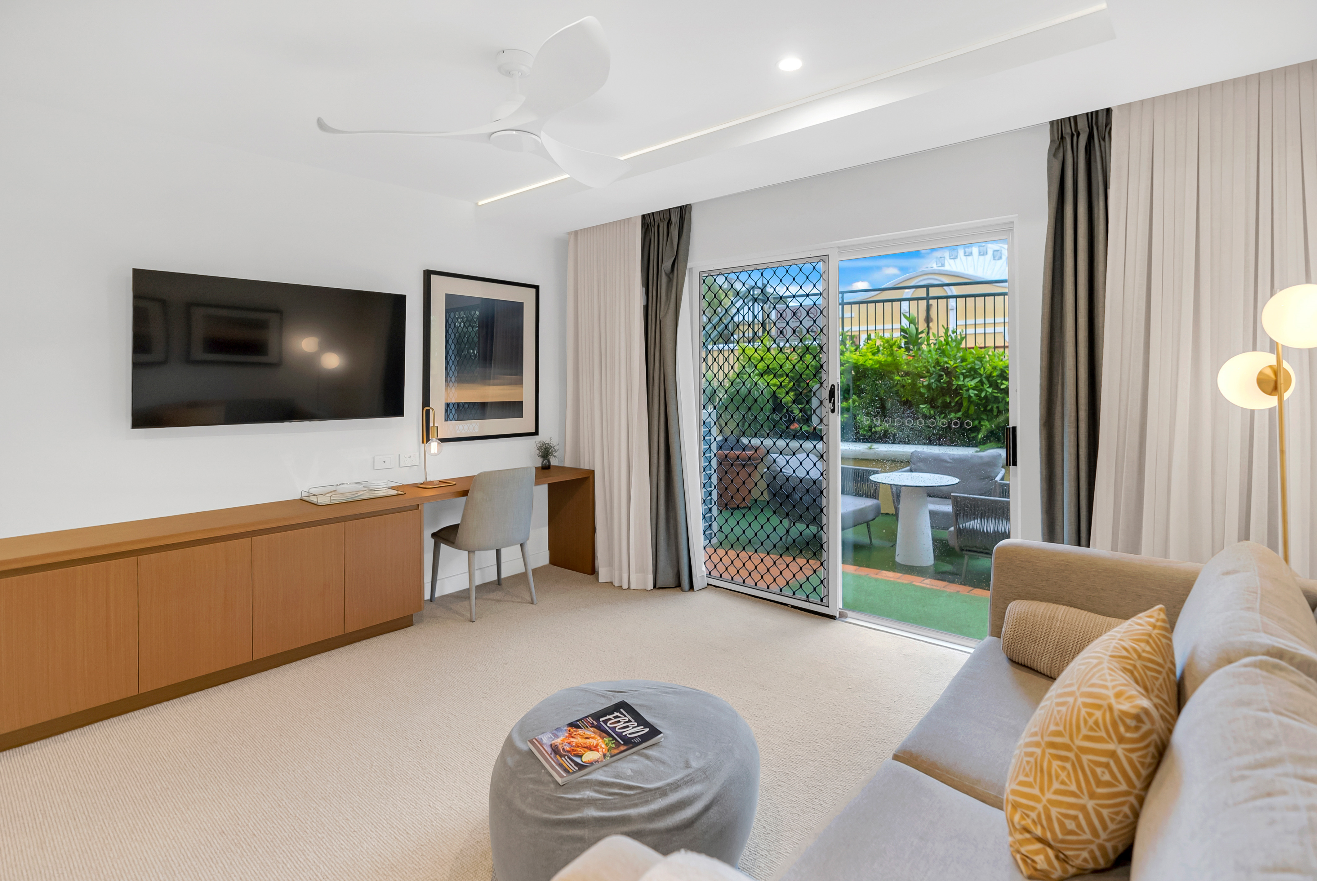 11/62 Abbott Street, Cairns City - Thumbnail 3