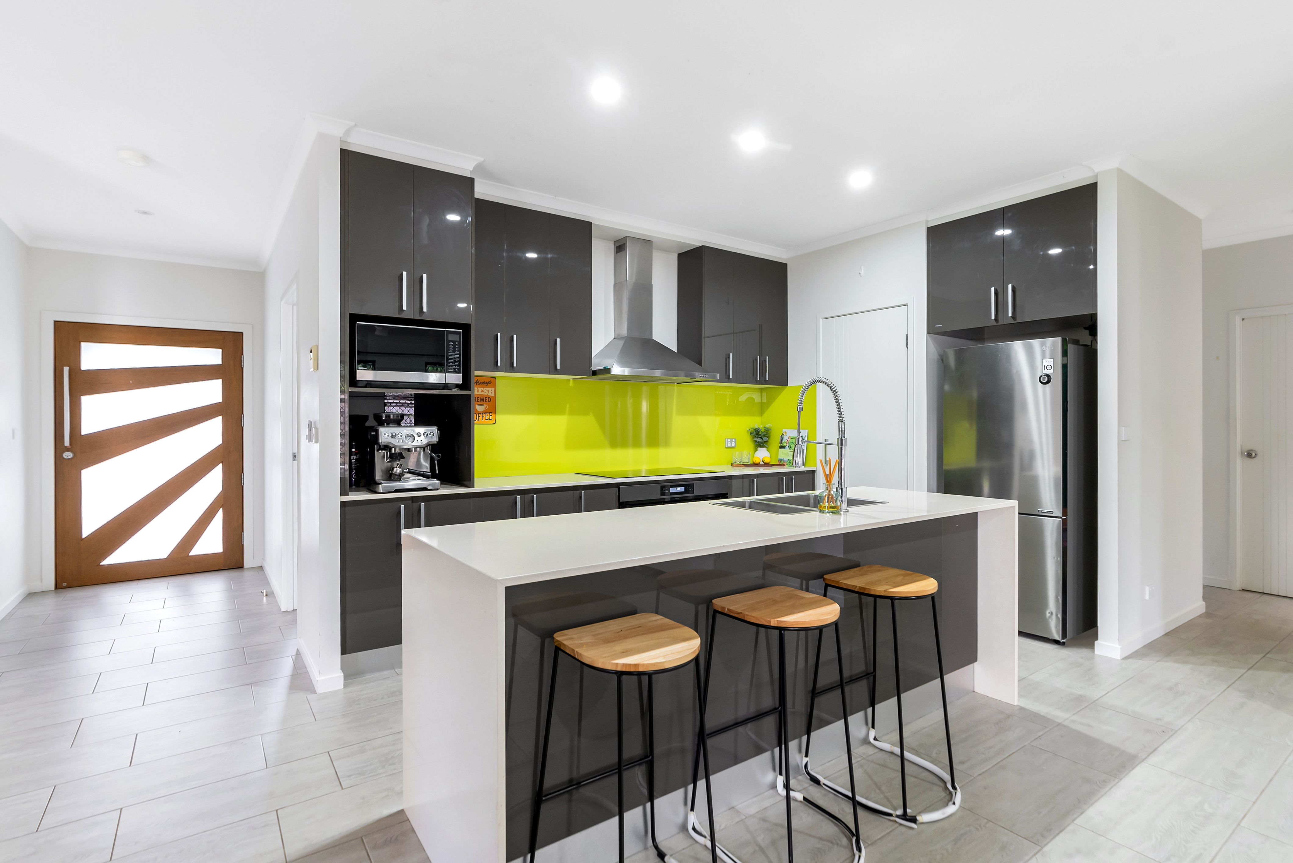 8B Wewak St, Trinity Beach - Thumbnail 4