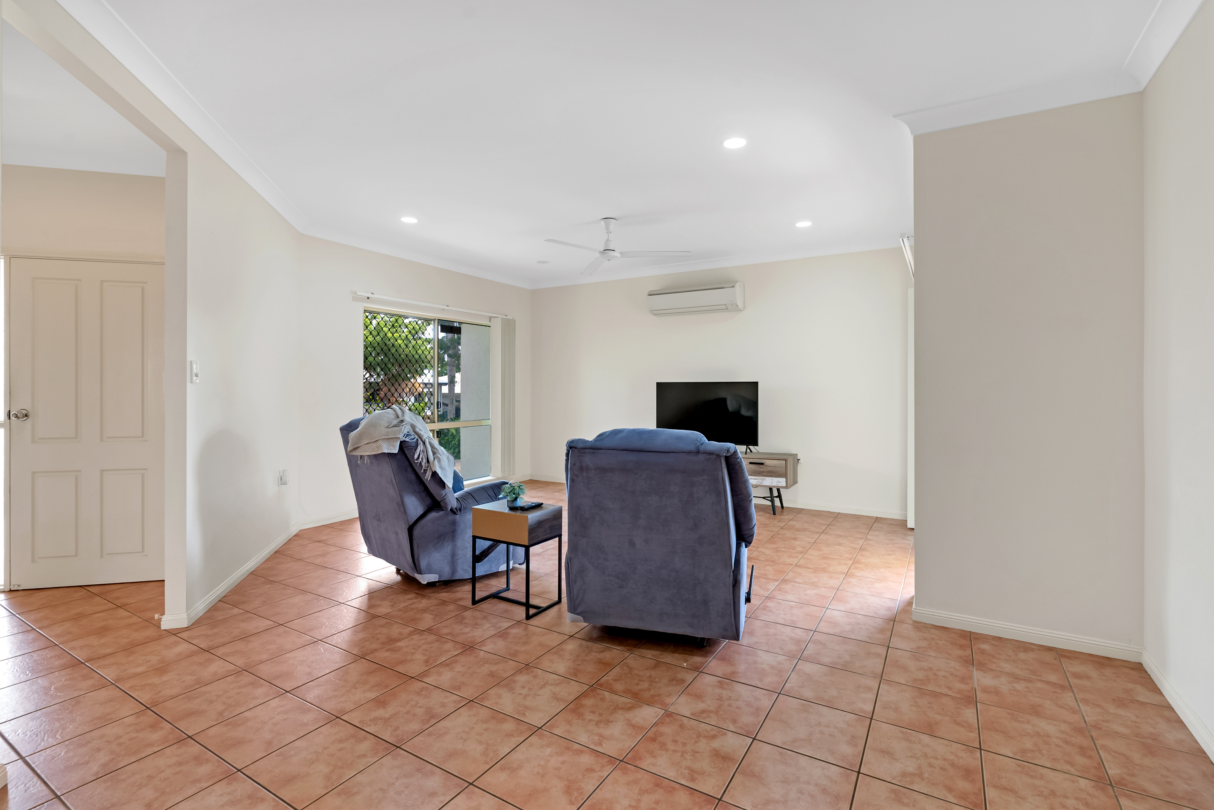 35 Village Terrace, Redlynch - Thumbnail 7