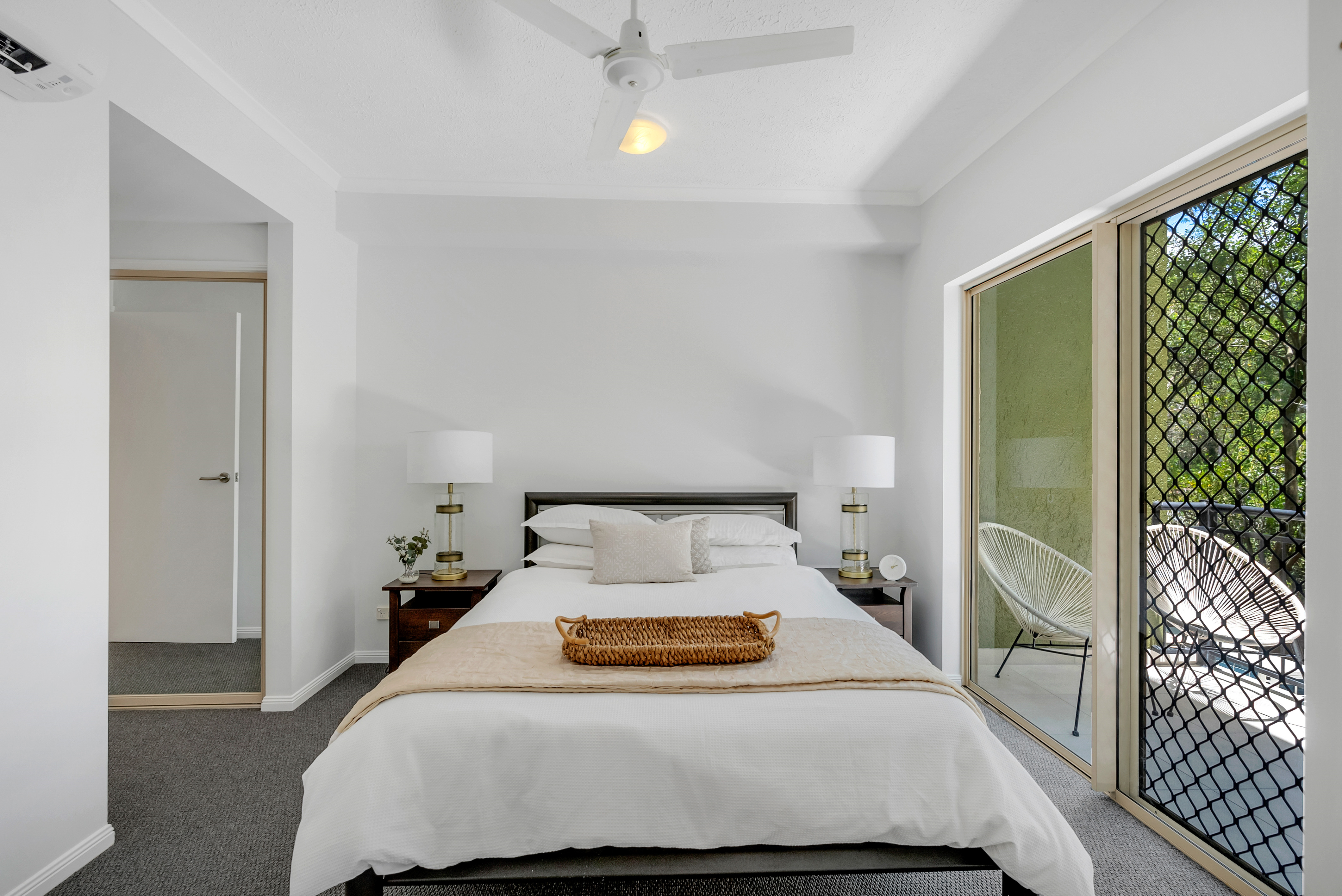 1604/2-10 Greenslopes St, Cairns North - Thumbnail 8