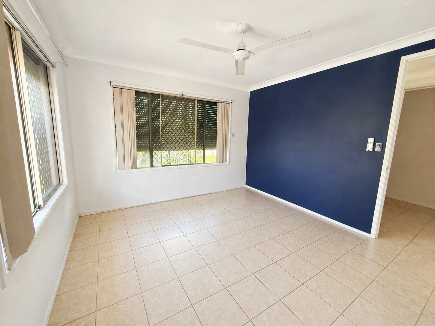 6 Paramount Close, White Rock - Thumbnail 5
