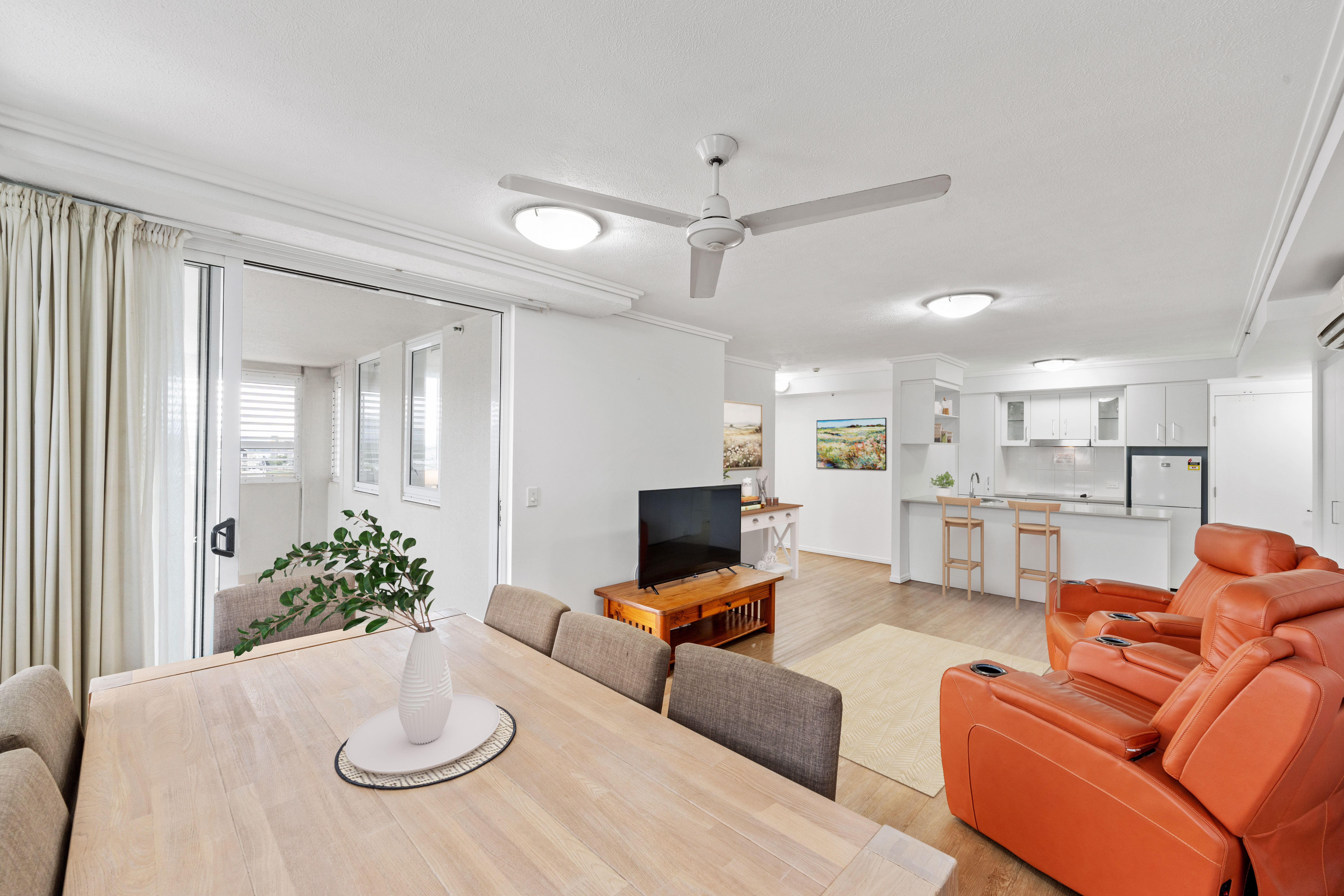 801/58-62 McLeod St, Cairns City - Thumbnail 3