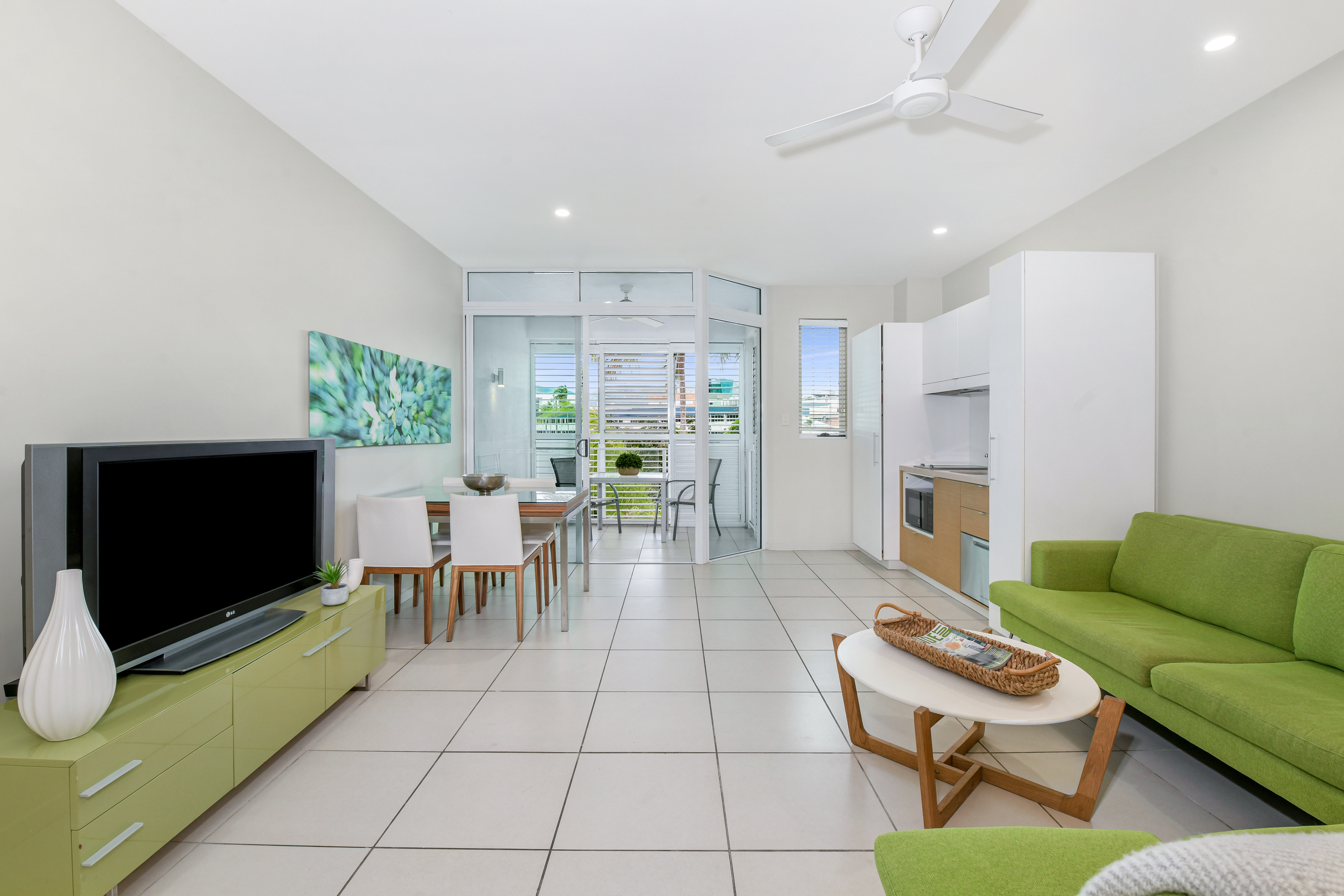 4/201 Lake St, Cairns North - Thumbnail 4