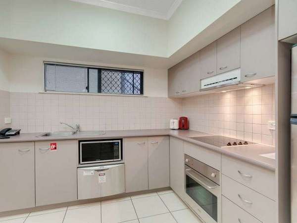 6/3-11 Water Street, Cairns City - Thumbnail 2