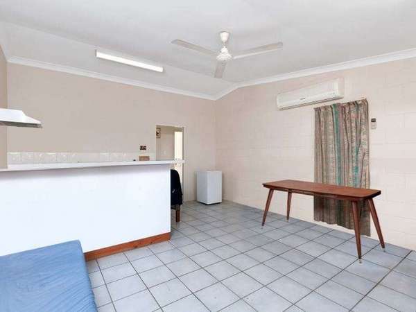 2/15 Kidston Street, Bungalow - Thumbnail 3