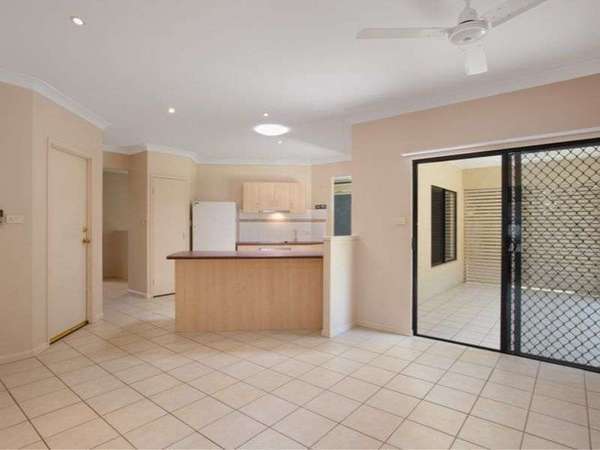 4 Cowie Close, Bentley Park - Thumbnail 8