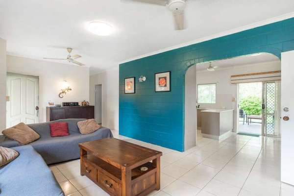 2 Bee Close, Bentley Park - Thumbnail 4