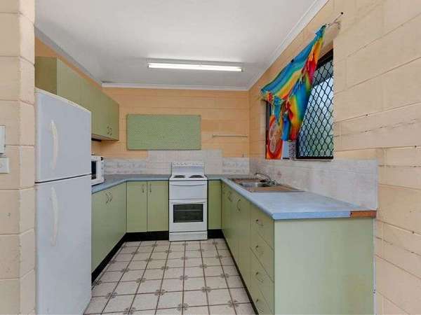44 & 46 Reservoir Road, Manoora - Thumbnail 4