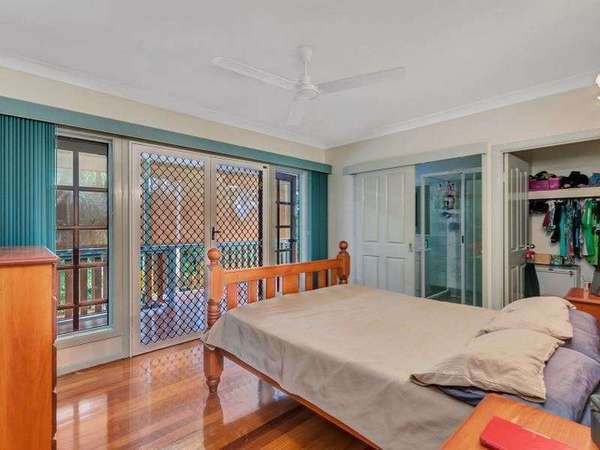 70 Golden Street, Goldsborough - Thumbnail 6