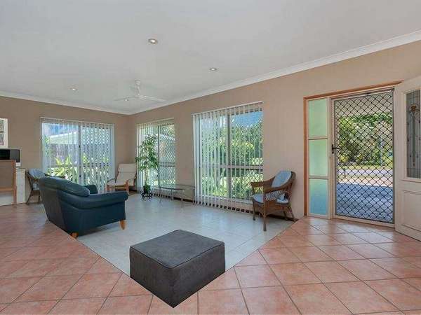 18 Marsden Street, Mount Sheridan - Thumbnail 4
