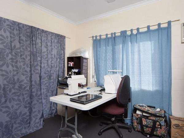 33 Dunbar, Cairns - Thumbnail 7
