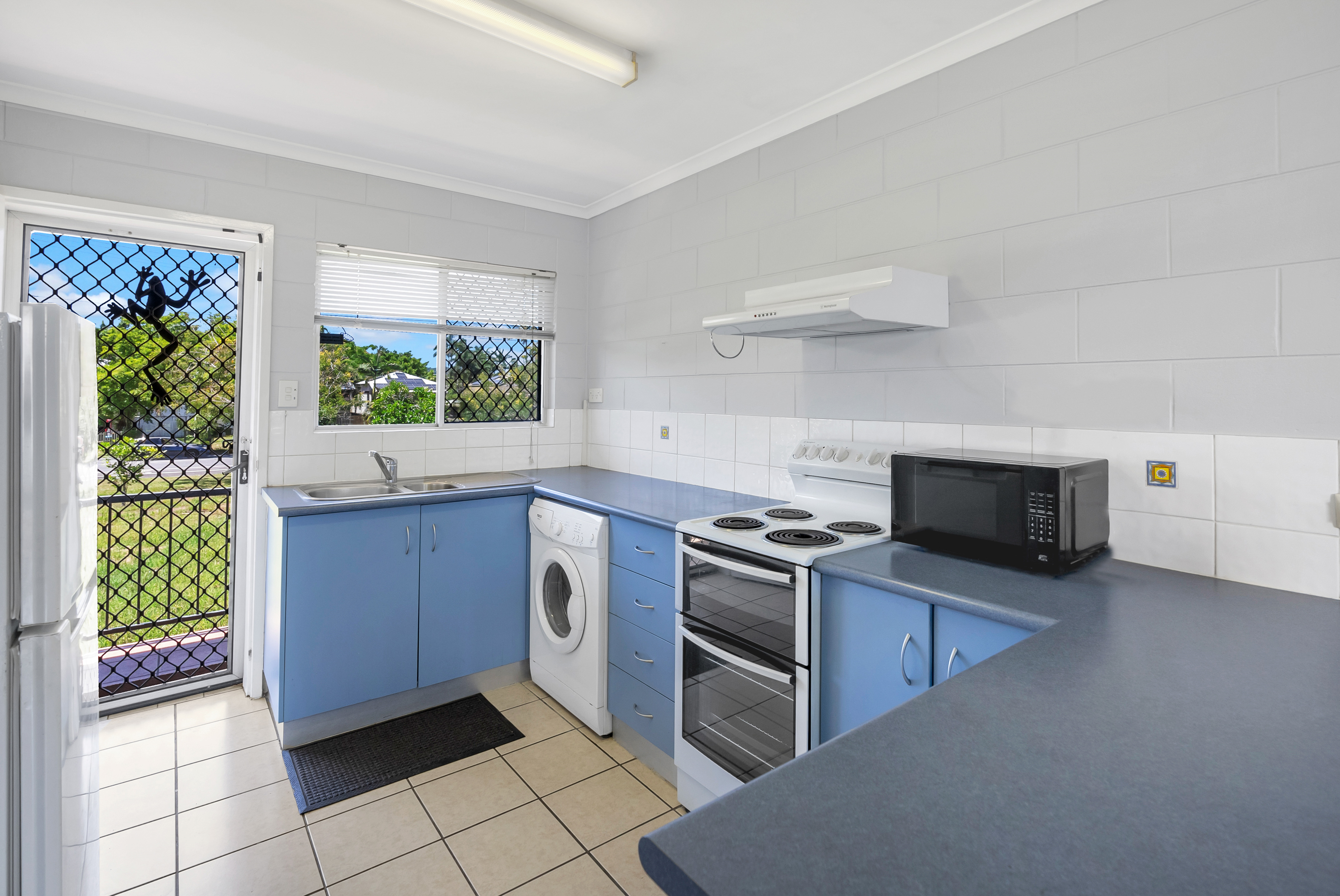 6/392 Severin Street, Parramatta Park - Thumbnail 3