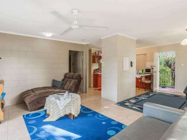 8/101 Mann Street, Westcourt - Thumbnail 2
