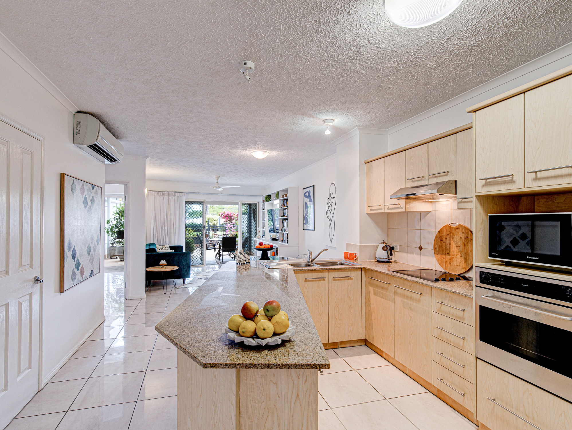 3/275 Esplanade, Cairns North - Thumbnail 2