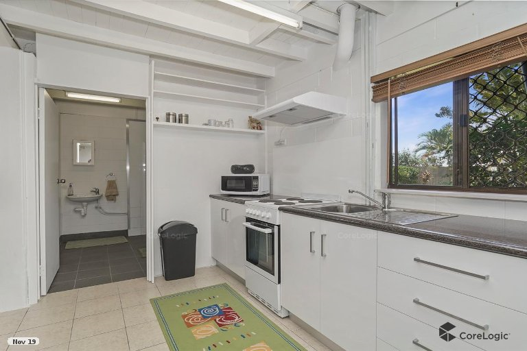 183 Greenslopes Street, Edge Hill - Thumbnail 4