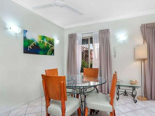 1603/2 Greenslopes Street,, Cairns North - Thumbnail 4