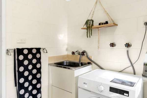 4/10 Girralong Street, Woree - Thumbnail 7