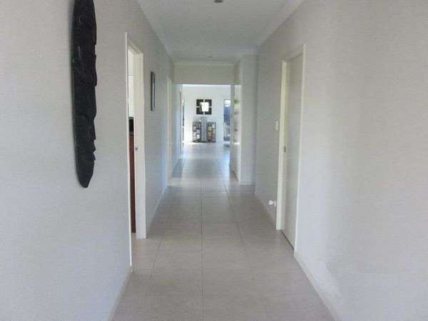 20 Goldberg Close, White Rock - Thumbnail 8