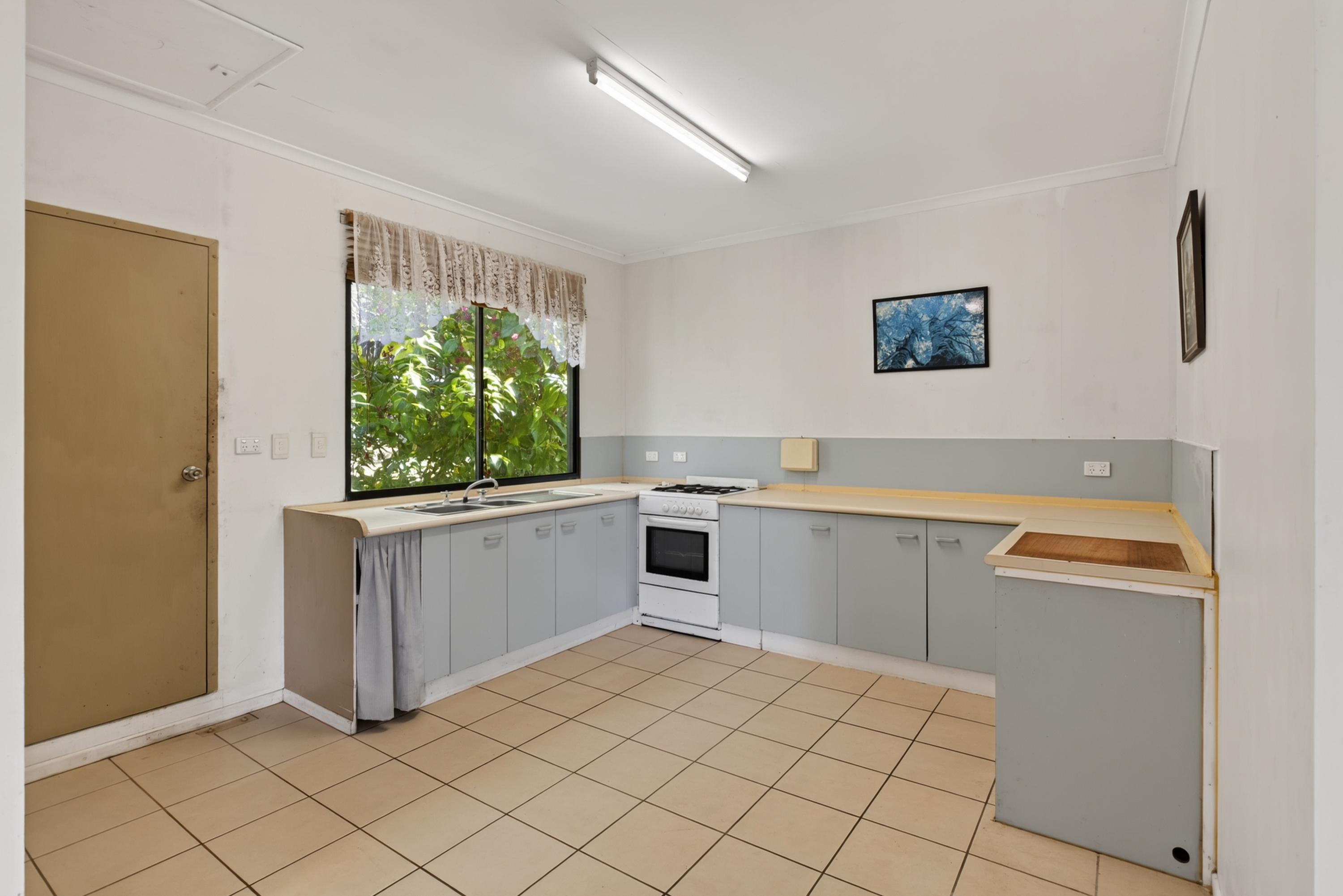 10 Blue Hills Crescent, Malanda - Thumbnail 6