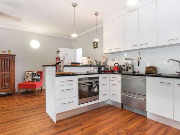 32/327-329 Lake Street, Cairns North - Thumbnail 2