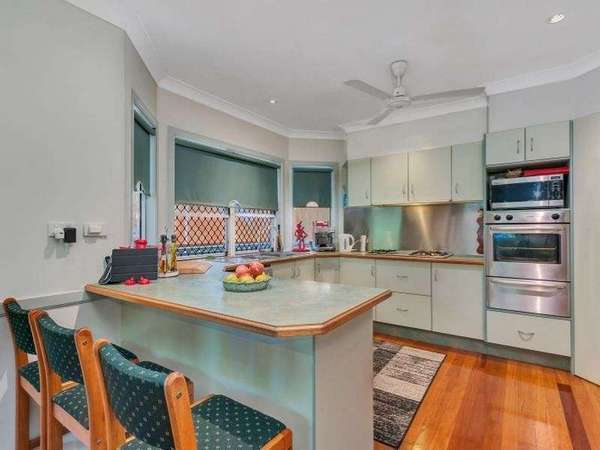 70 Golden Street, Goldsborough - Thumbnail 2