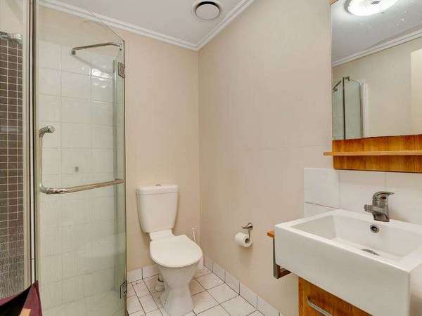 2/128 RIGG STREET, Woree - Thumbnail 6