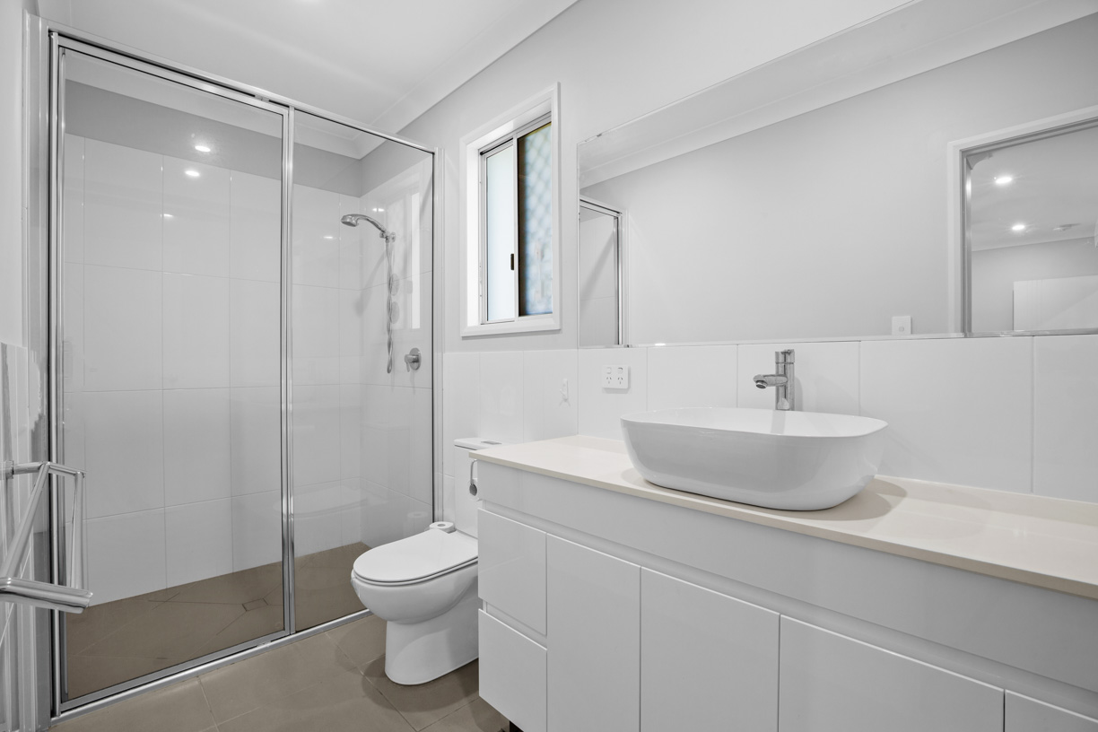 32 Midshipman Street, Mission Beach - Thumbnail 8