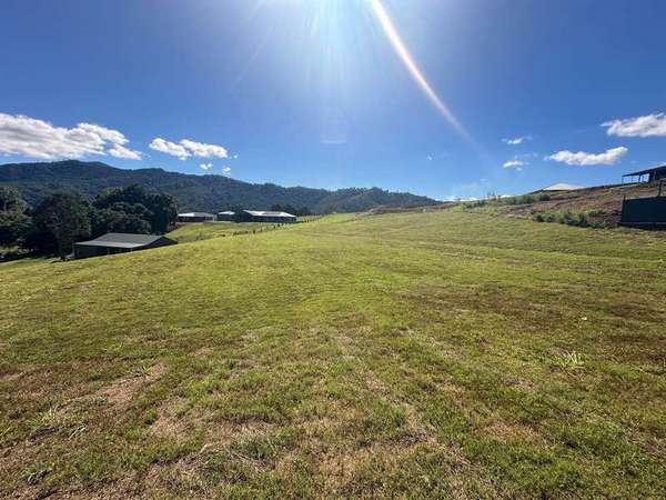 6 Caprice Place, Goldsborough - Thumbnail 6