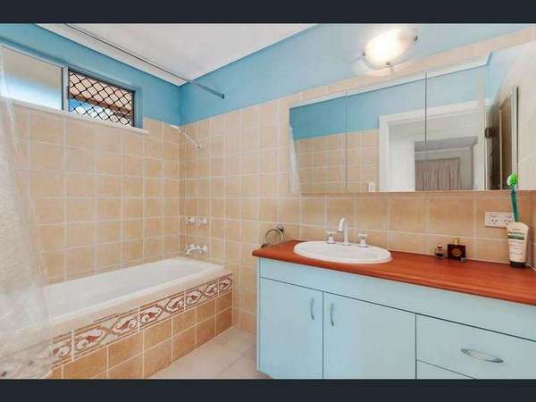 17 Wallace Street, Manunda - Thumbnail 7