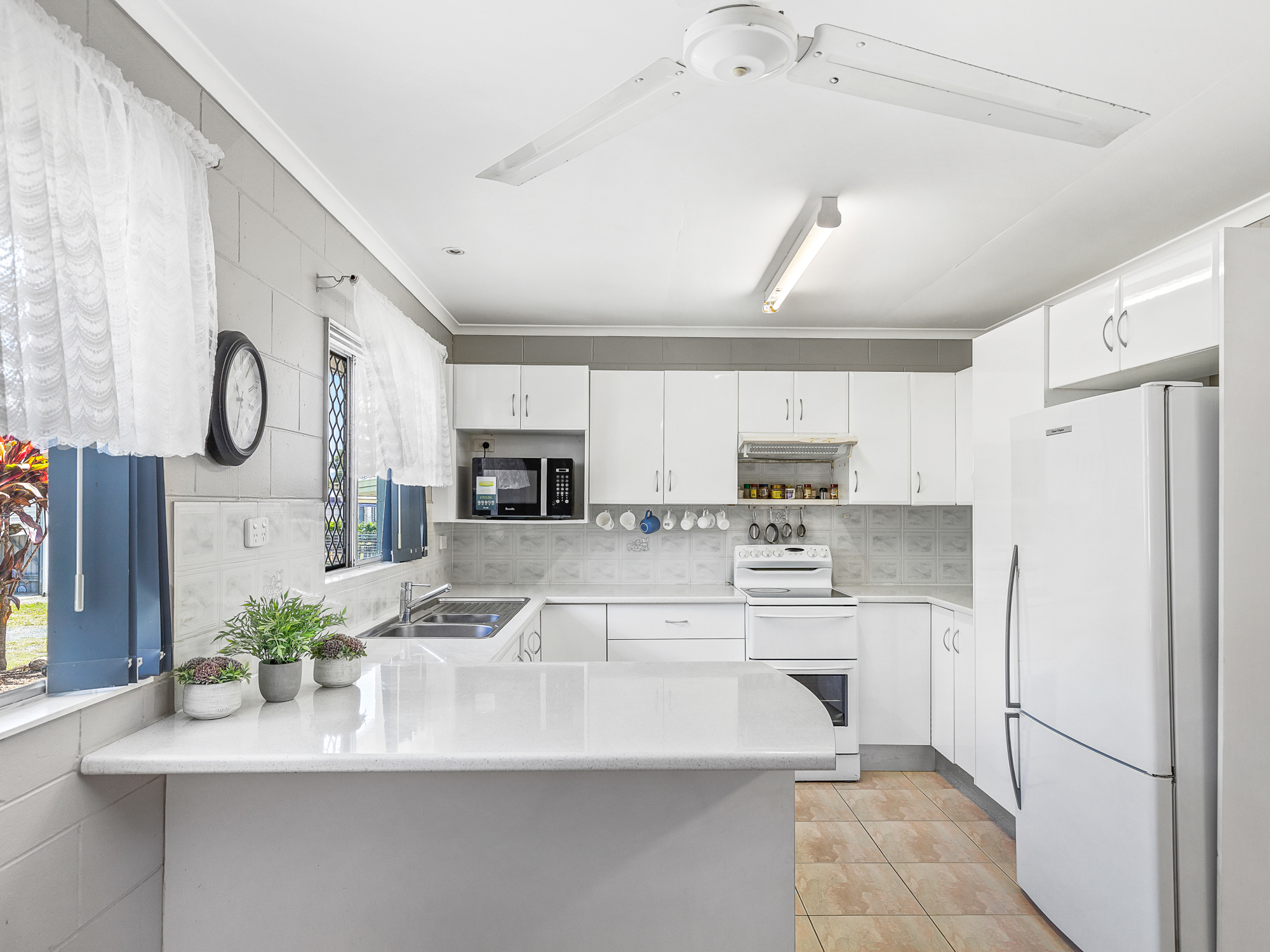 138 Toogood Road, Bayview Heights - Thumbnail 3