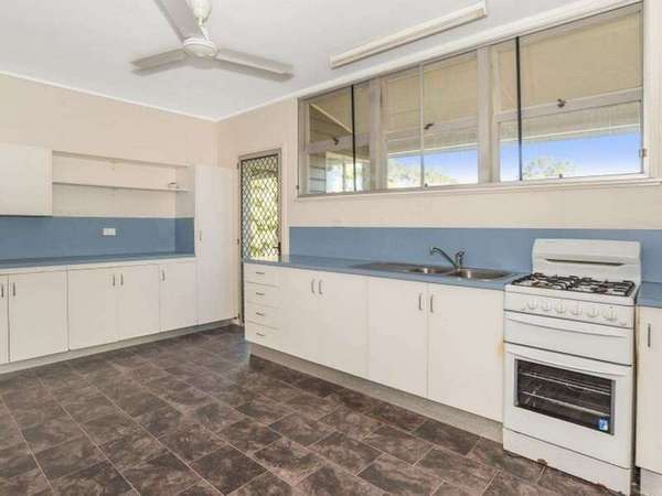 106 McCormack Street, Manunda - Thumbnail 4