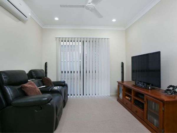 15 Laguna Ave, Redlynch - Thumbnail 7