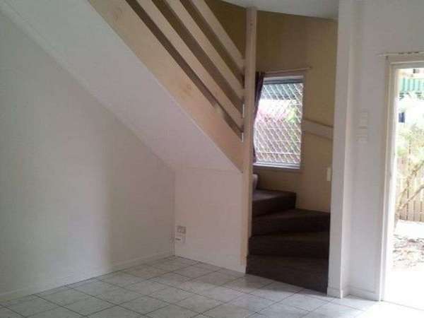 8/5 Balaclava Road, Earlville - Thumbnail 5