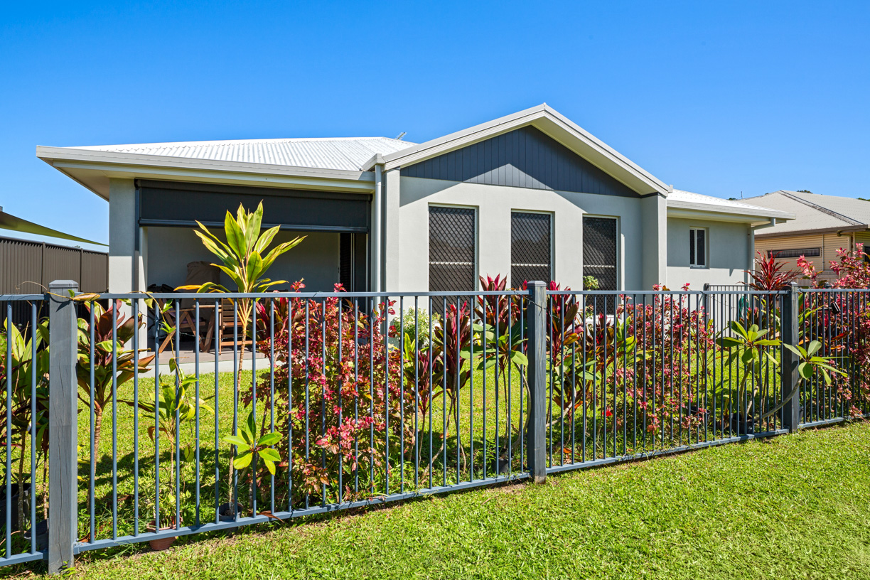 32 Midshipman Street, Mission Beach - Thumbnail 3