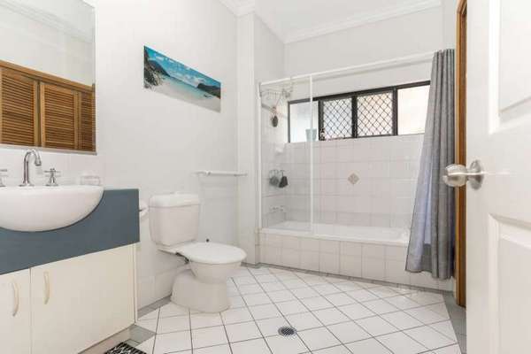 1/36 Cairns Street, Cairns North - Thumbnail 7