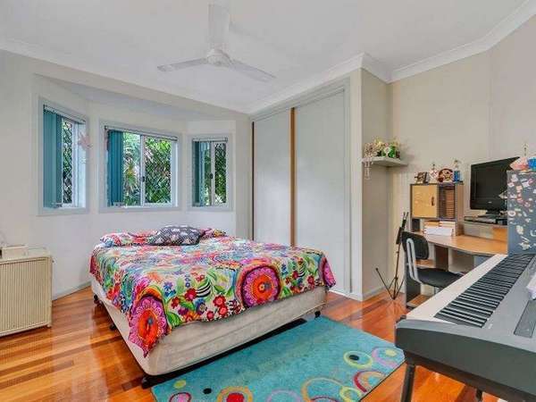 70 Golden Street, Goldsborough - Thumbnail 7