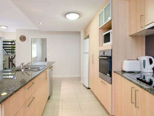 13/242 Grafton Street, Cairns North - Thumbnail 2