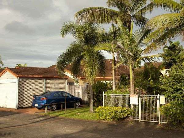 14/2 Marella Close, Manoora - Thumbnail 2
