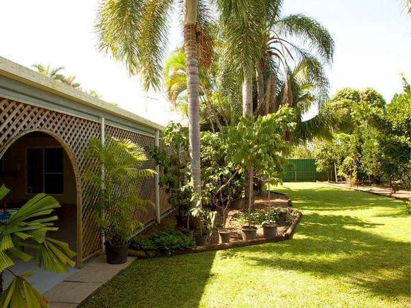 1 Mackellar Close, Edmonton - Thumbnail 4