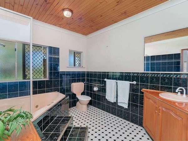 18 Marsden Street, Mount Sheridan - Thumbnail 6