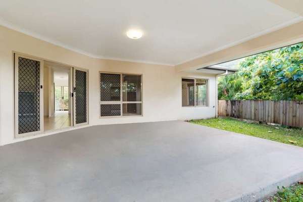 15 Ellie Banning Close, Redlynch - Thumbnail 2