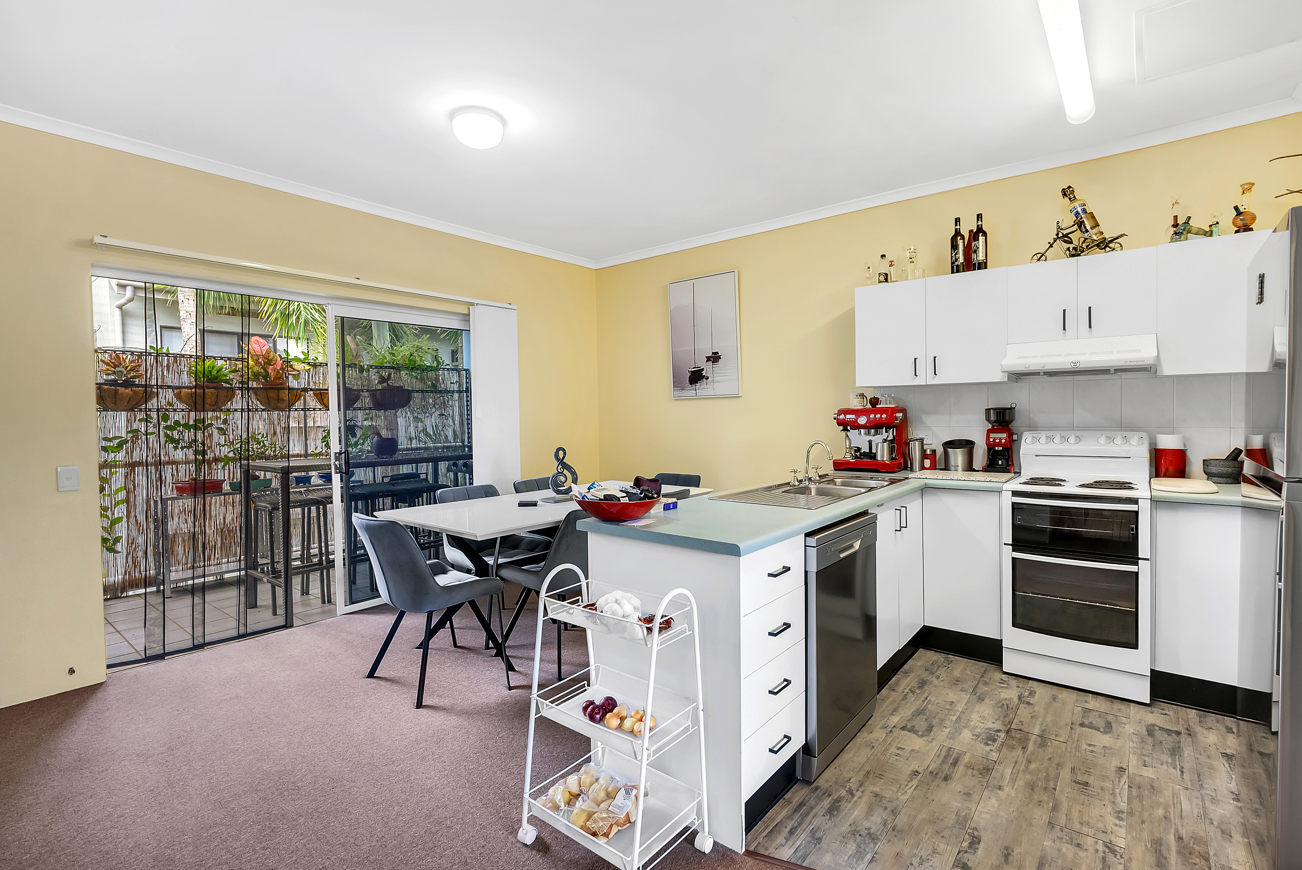 6/38 CAIRNS STREET, Cairns North - Thumbnail 5