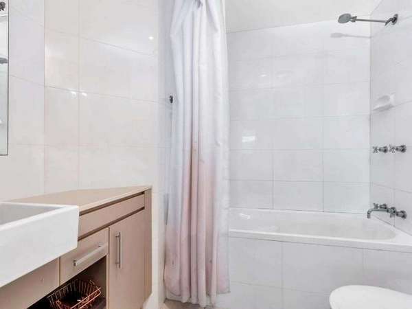 627/12 Gregory Street, Westcourt - Thumbnail 8