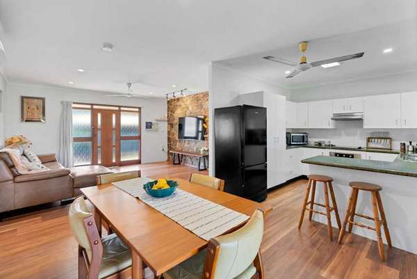 14 Venezia Street, Woree - Thumbnail 2