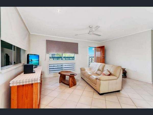 17 Wallace Street, Manunda - Thumbnail 2