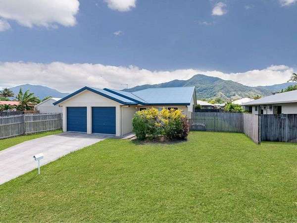 4 Sunrise Street, White Rock - Thumbnail 2