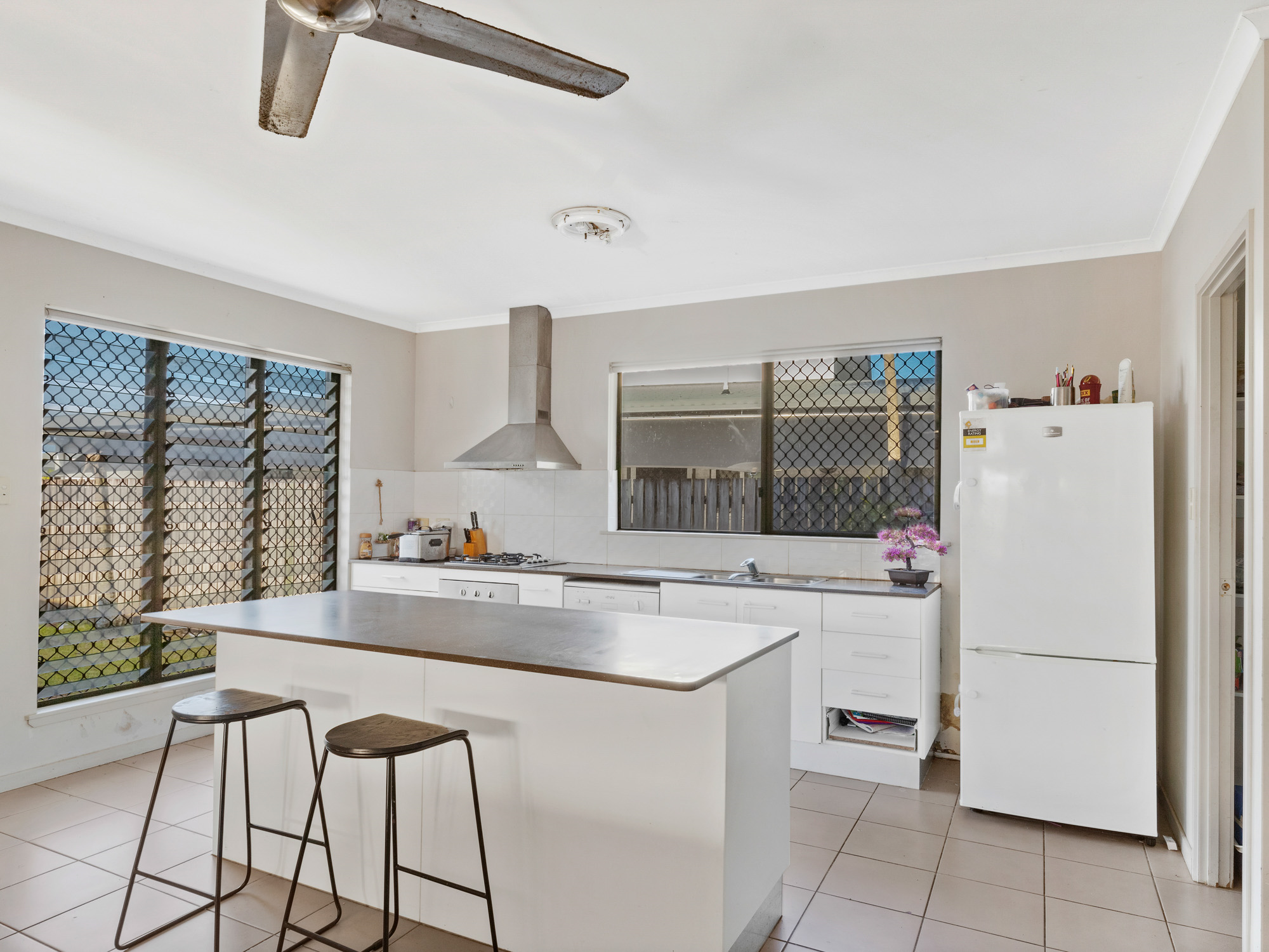 27 Lode Street, Edmonton - Thumbnail 3