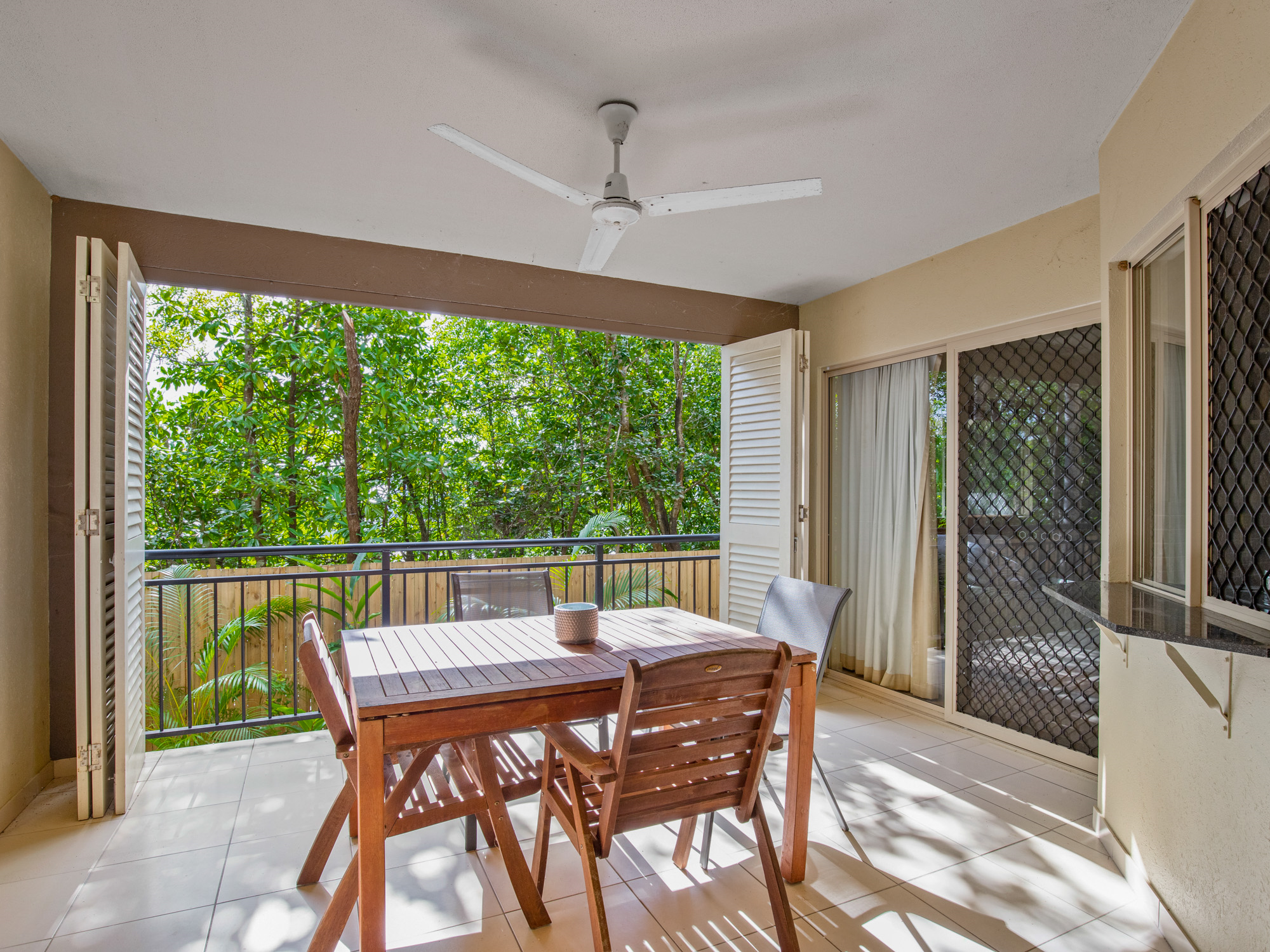 204/12-21 Gregory Street, Westcourt - Image 1